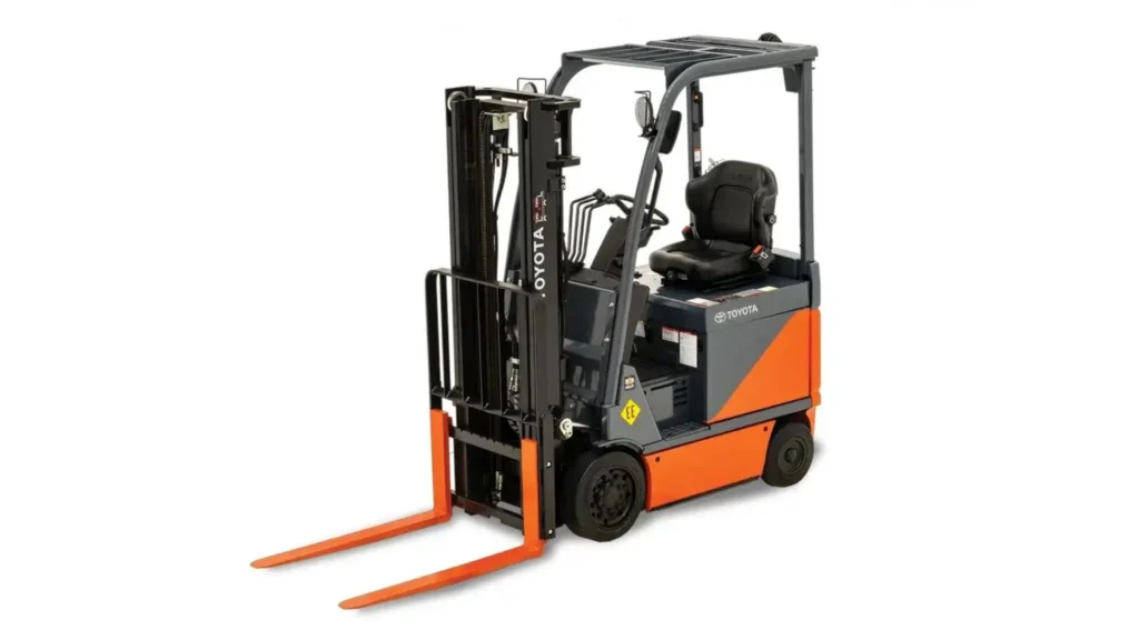 Toyota 8FBCU25 Electric Warehouse Forklift, 5000LB, 3-Stage.webp