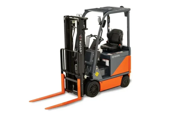 Toyota 8FBCU25 | 5000LB | Electric Warehouse Forklift 3-Stage