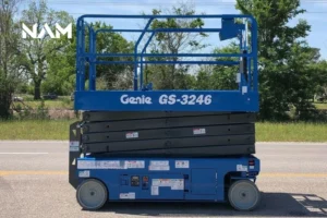 Scissor lift charging and battery runtime