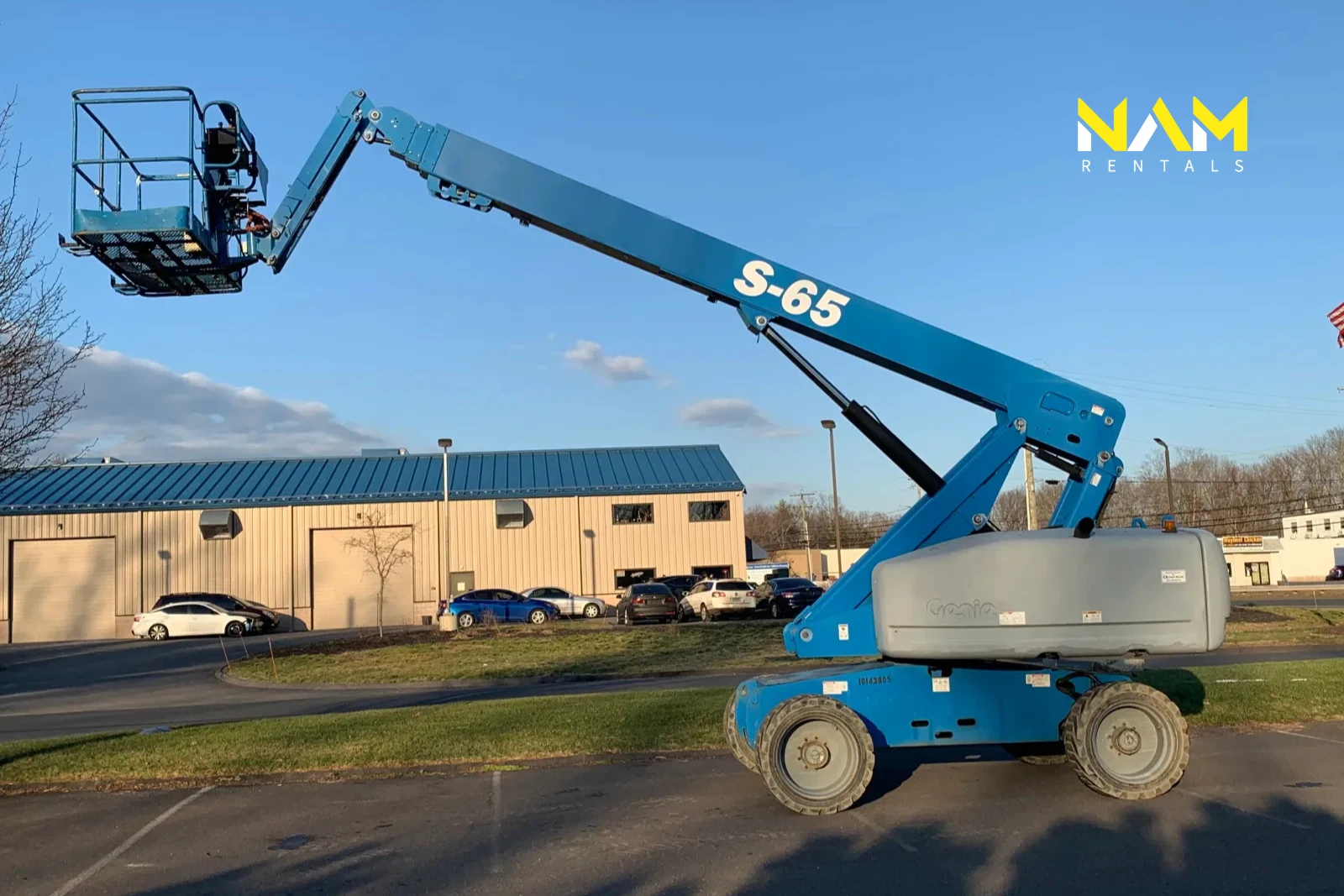 Boom lift tip over risks